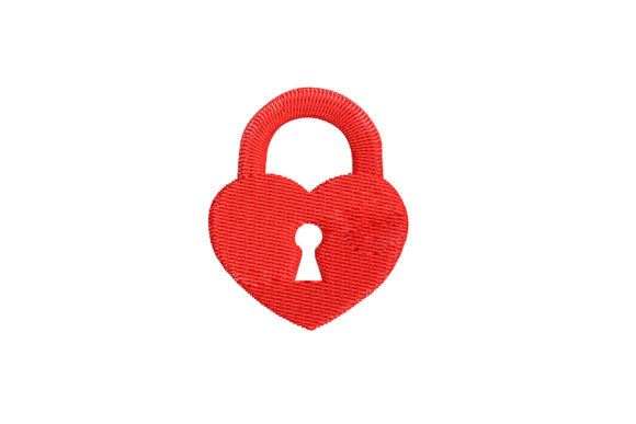 Heart Padlock: A Designer’s Review for Branded Merch